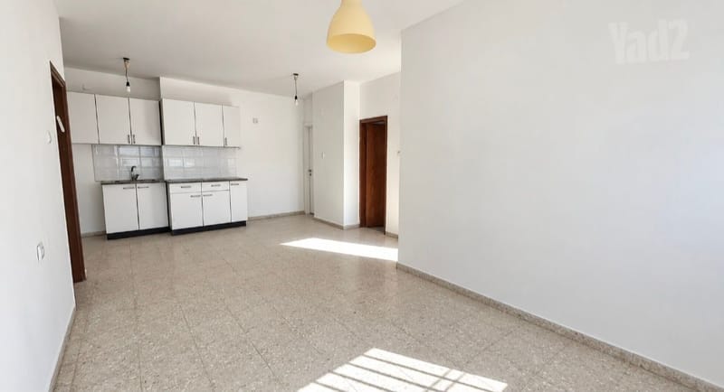 תמונה מיד2 – 2 חדרים • 3,500 ₪, נווה אילן - אזרחי, יבנה (1)