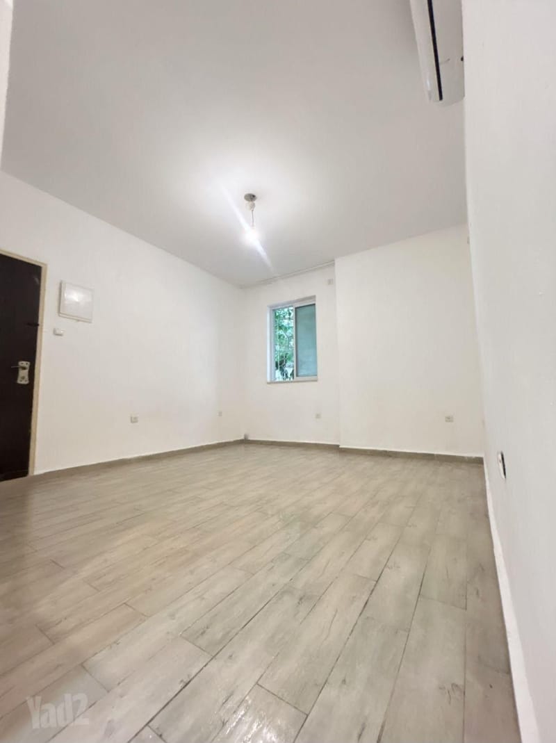 תמונה מיד2 – סטודיו • 3,500 ₪, כצנלסון 126, שינקין, גבעתיים (1)