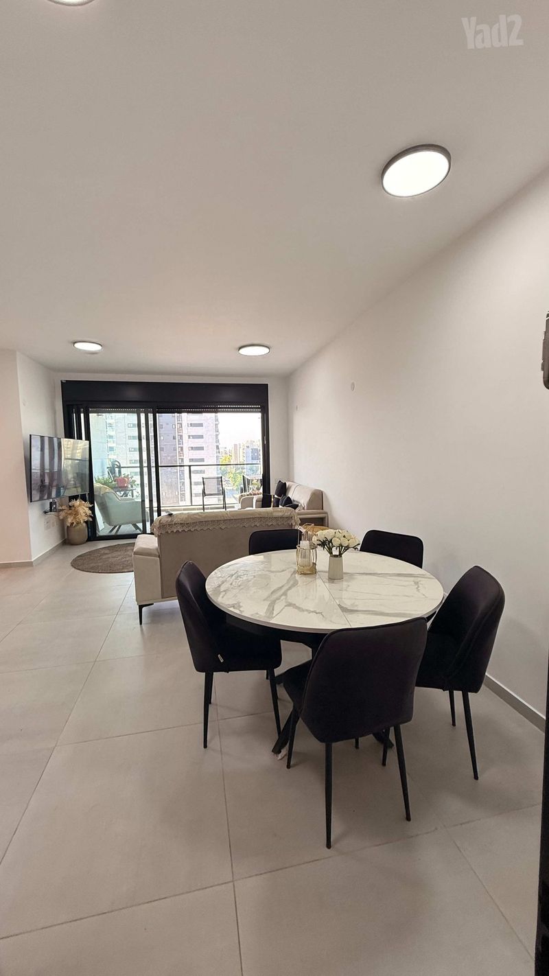 תמונה מיד2 – 3 חדרים • 6,800 ₪, כצנלסון 35, רמת יוסף, בת ים (1)