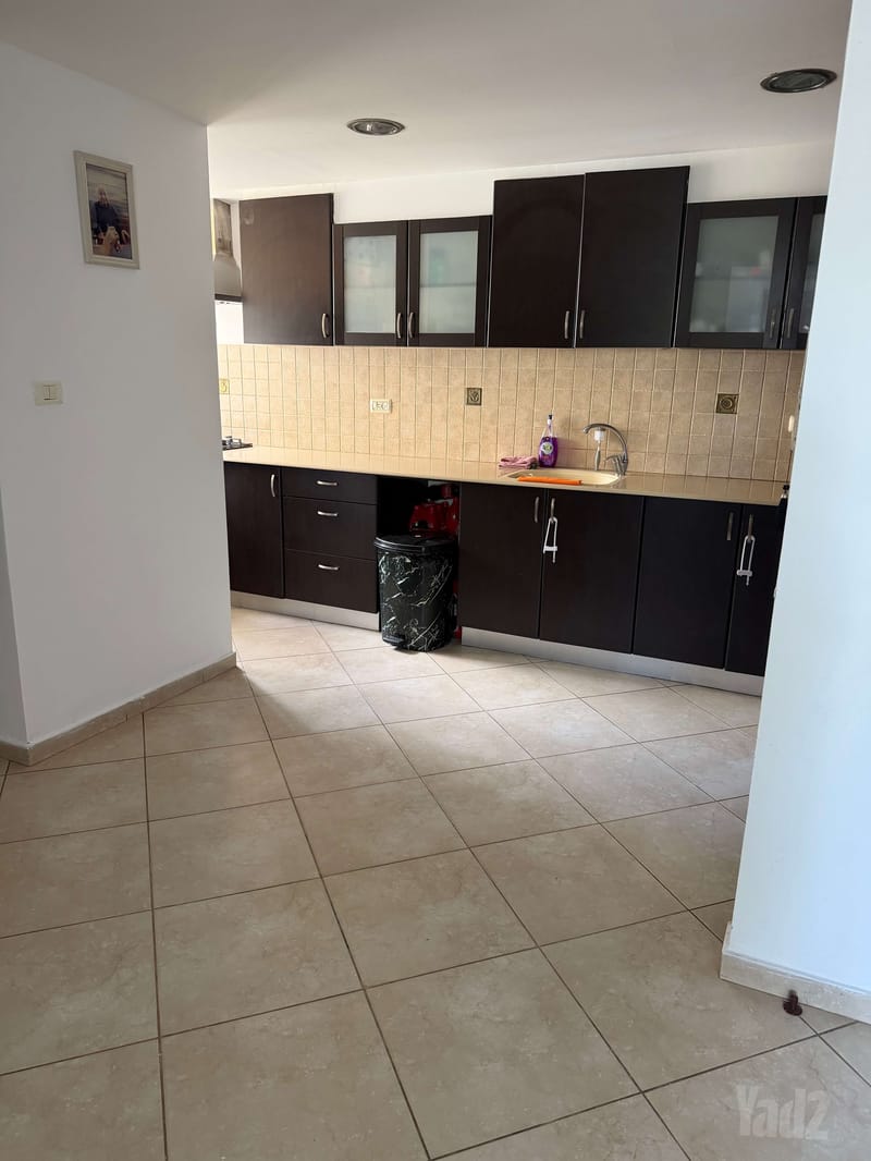 תמונה מיד2 – 3 חדרים • 4,500 ₪, מרגולין 28, נווה הדר, נס ציונה (1)