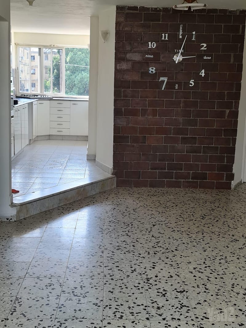 תמונה מיד2 – 4 חדרים • 5,500 ₪, הנשיא 2, רמת הדקלים, גבעת שמואל (1)