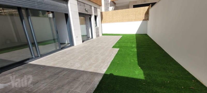 תמונה מיד2 – 5 חדרים • 5,800,000 ₪, הגדוד העברי 20, קריית ויצמן, רעננה (1)