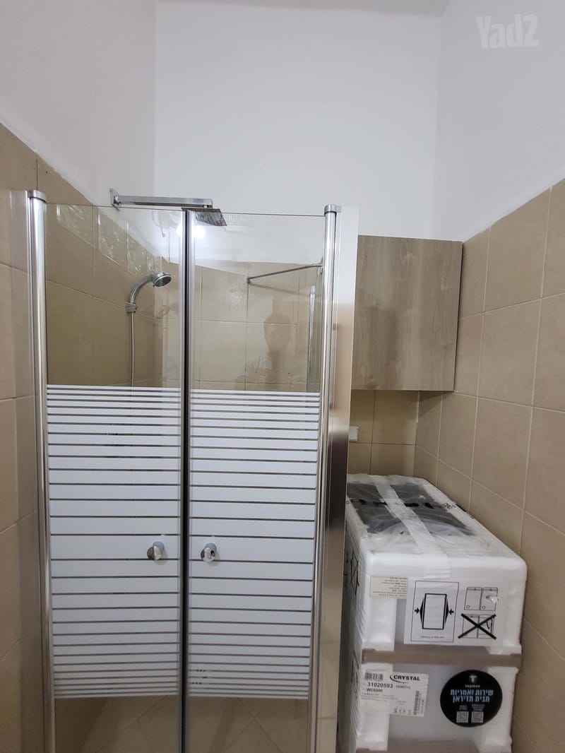 Photo from Yad2 – 2 Rooms • ₪2,950, שדרות הרצל 55, Kiryat Yam Alef, Kiryat Yam (1)