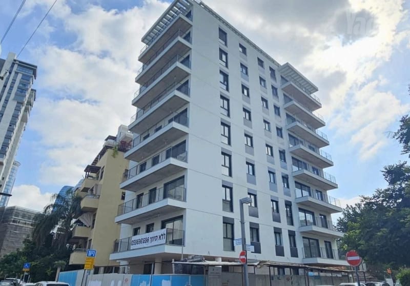 תמונה מיד2 – 4 חדרים • 12,000 ₪, יוסף זימן 24, נחלת יצחק, תל אביב (1)