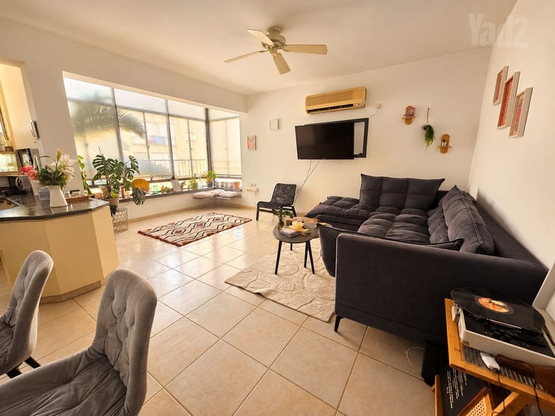 תמונה מיד2 – 4 חדרים • 2,950,000 ₪, המגדל 17, גבעת רמב"ם, גבעתיים (1)