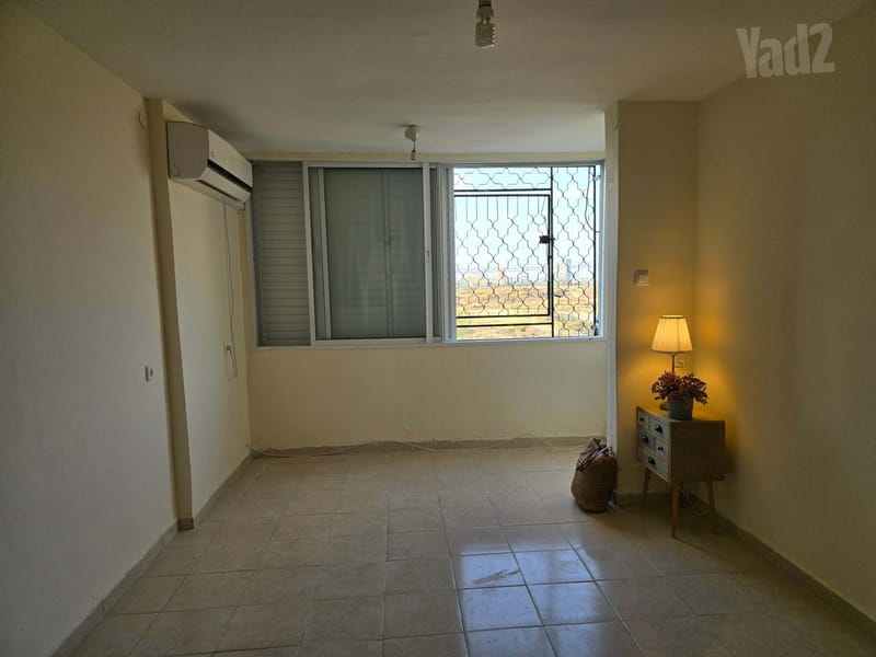 תמונה מיד2 – 3 חדרים • 3,500 ₪, תורה ועבודה 12, נווה ים, ראשון לציון (1)