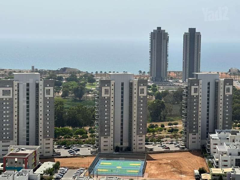תמונה מיד2 – 5 חדרים • 8,990 ₪, קרל פופר 5, אגמים, נתניה (1)
