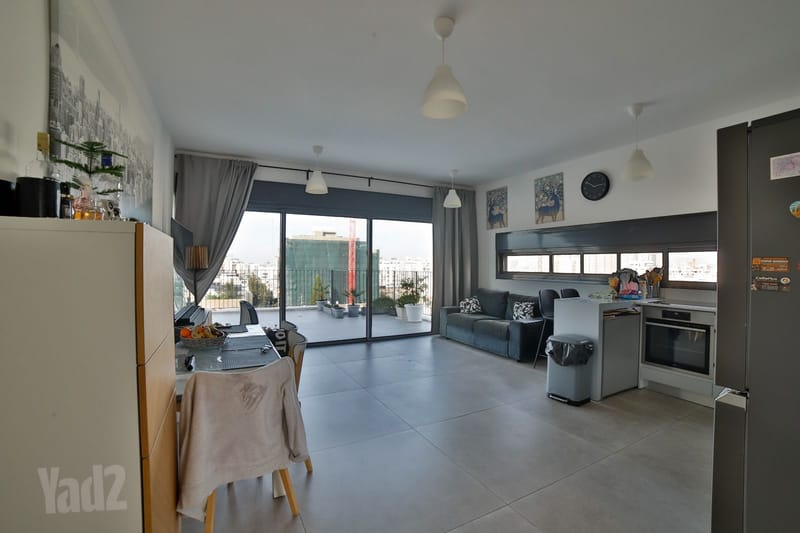 תמונה מיד2 – 4 חדרים • 4,790,000 ₪, שדרות הצנחנים 18, מתחם נגבה, רמת גן (1)