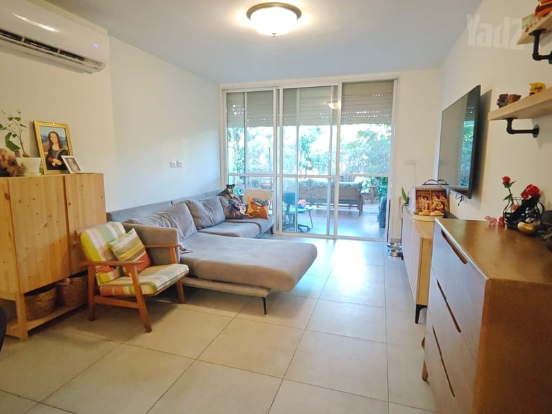 תמונה מיד2 – 4 חדרים • 3,690,000 ₪, הנשר 53, לב הפארק, רעננה (1)