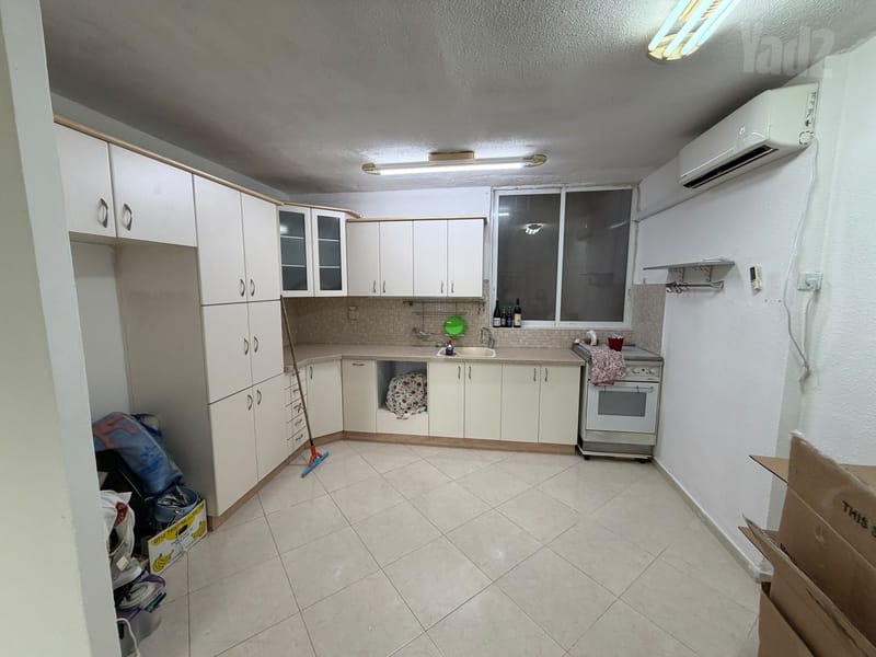 תמונה מיד2 – 3.5 חדרים • 5,900 ₪, עוזיאל, מתחם נגבה, רמת גן (1)