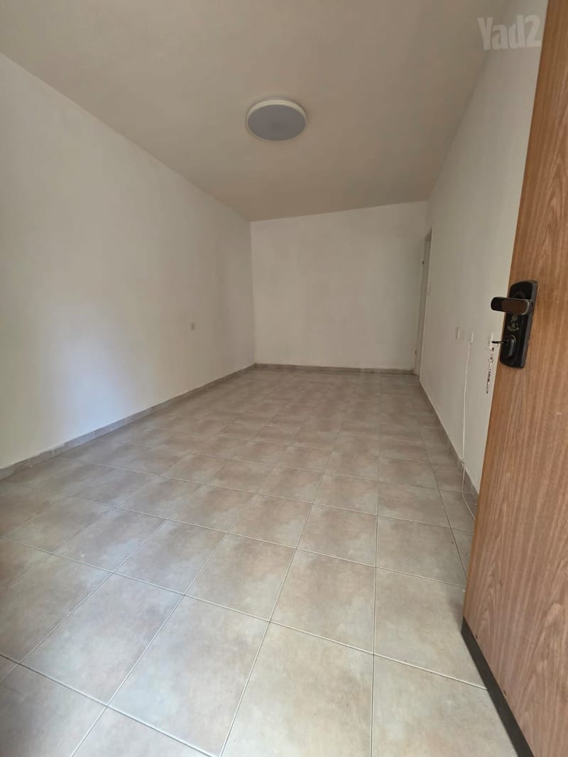 תמונה מיד2 – חדר וחצי • 4,800 ₪, אבידן שמעון 10, רביבים, ראשון לציון (1)