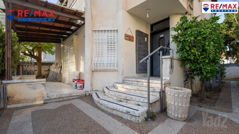 תמונה מיד2 – 7 חדרים • 4,190,000 ₪, הרקפת, רובע ח', אשדוד (1)