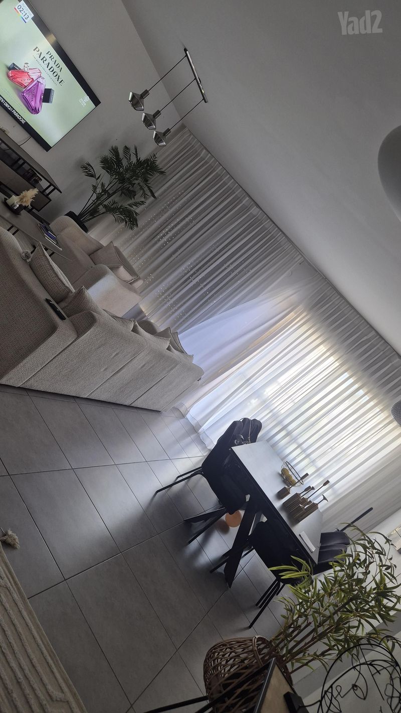 Photo from Yad2 – 4 Rooms • ₪7,000, אייר 12, Kiryat HaSharon, Netanya (1)