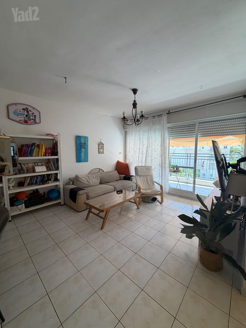 תמונה מיד2 – 4 חדרים • 5,500 ₪, דוד אלעזר 18, לב המושבה, נס ציונה (1)