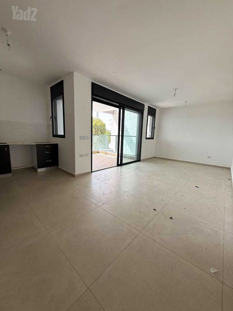 תמונה מיד2 – 3 חדרים • 8,500 ₪, חנה מרון , קריית שלום, תל אביב (1)
