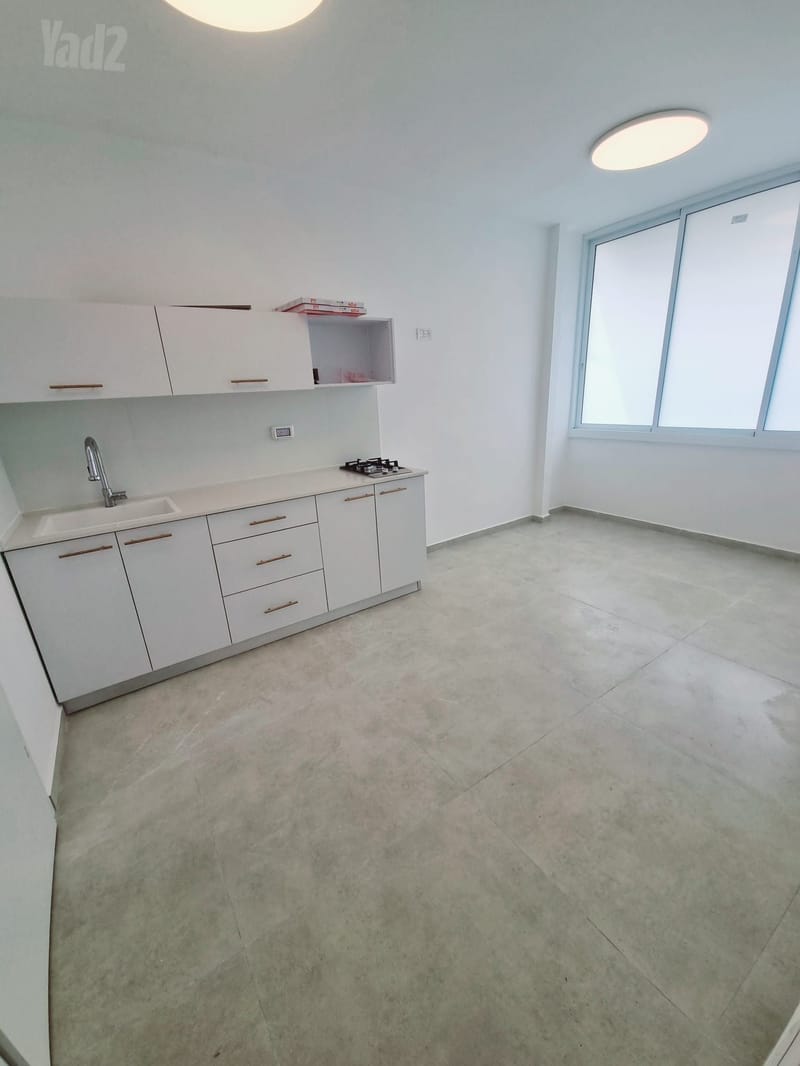 תמונה מיד2 – 2 חדרים • 4,100 ₪, טרומפלדור, אברמוביץ, ראשון לציון (1)