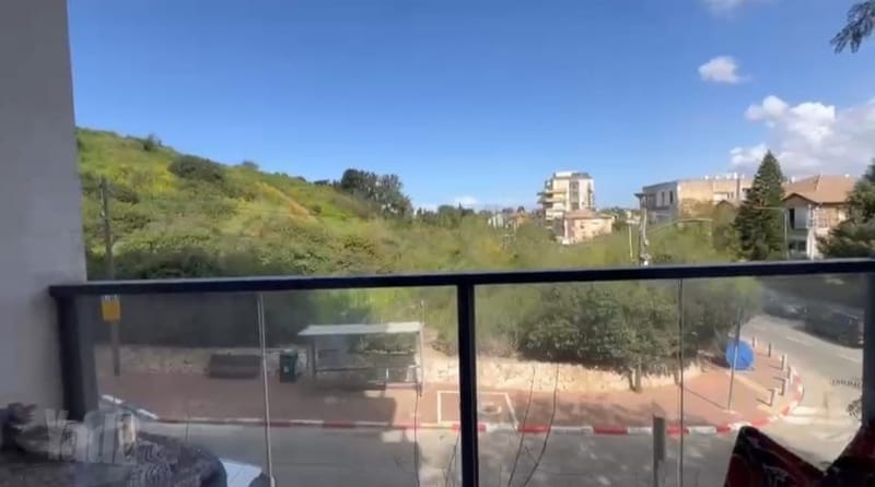 תמונה מיד2 – 5 חדרים • 5,300,000 ₪, יואב 34, חרוזים, רמת גן