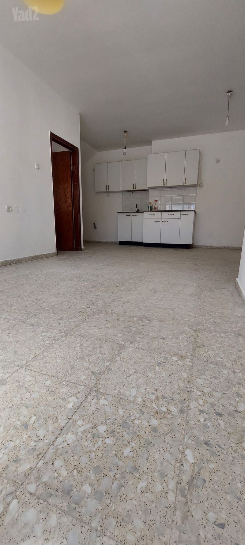 תמונה מיד2 – 2 חדרים • 4,200 ₪, מורן 1, נווה אילן - אזרחי, יבנה (1)