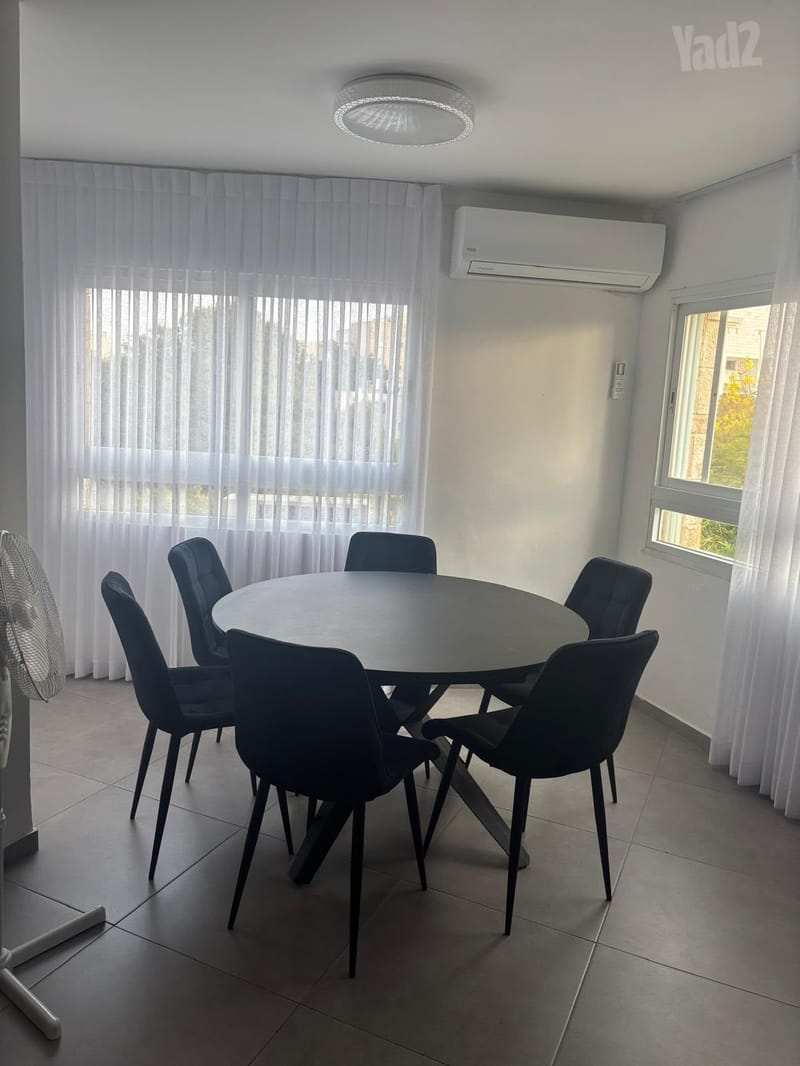 תמונה מיד2 – 3 חדרים • 6,500 ₪, דבורנית 9, הפרחים, מודיעין-מכבים-רעות (1)