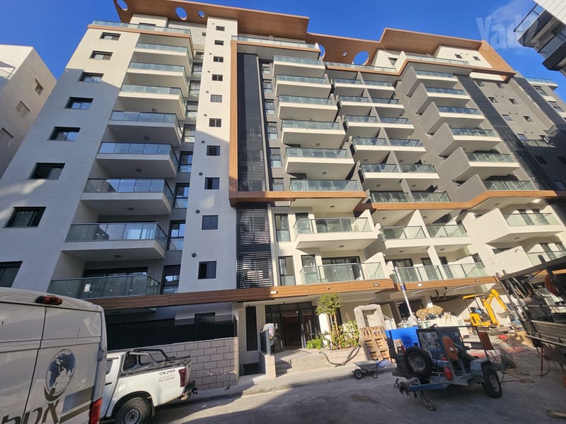 תמונה מיד2 – 3 חדרים • 2,250,000 ₪, ד"ר נחום ניר 9, הנביאים, בת ים (1)