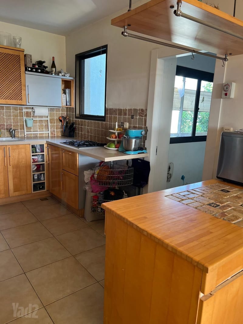 Photo from Yad2 – 5 Rooms • ₪11,550, אפטר 11, Tochnit L, Tel Aviv (1)