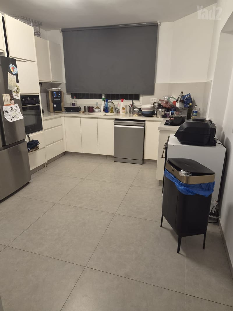תמונה מיד2 – 4 חדרים • 10,700 ₪, בני אפרים, נאות אפקה א', תל אביב