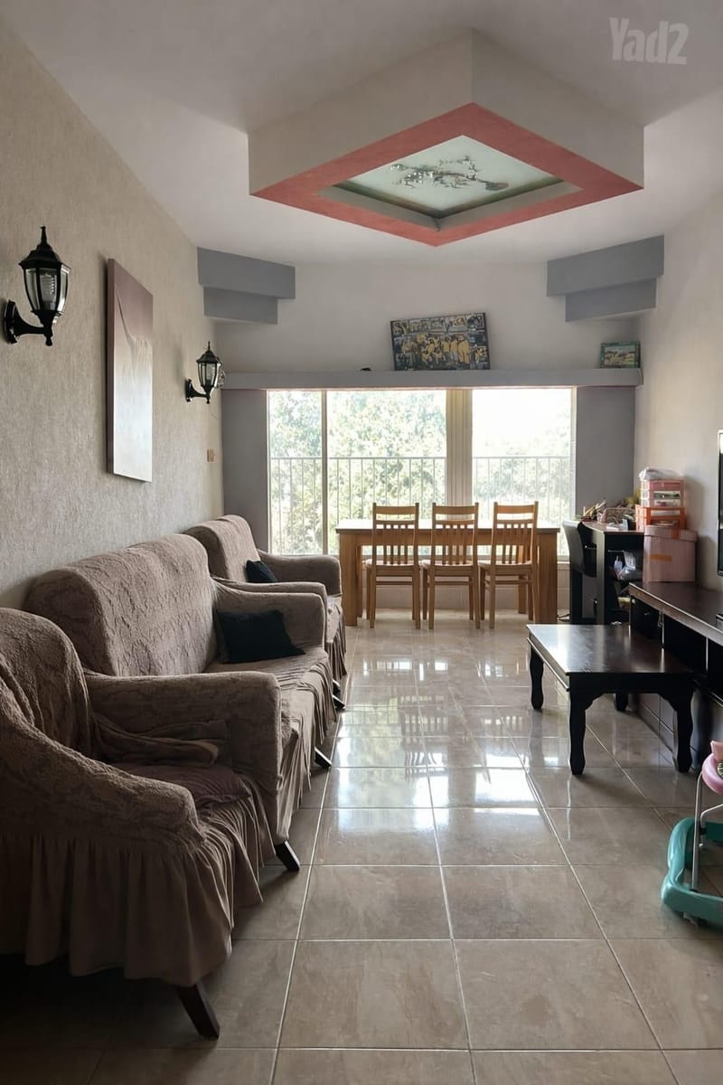 תמונה מיד2 – 3.5 חדרים • 1,550,000 ₪, יצחק שדה 49, מושבה גרמנית, חיפה (1)