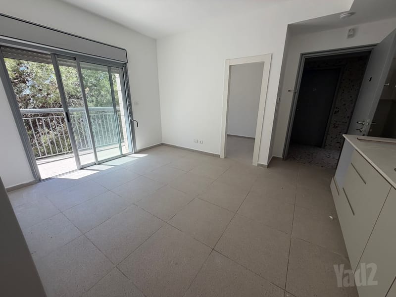 Photo from Yad2 – 2.5 Rooms • ₪2,650,000, קורא הדורות, Talpiot, Jerusalem (1)