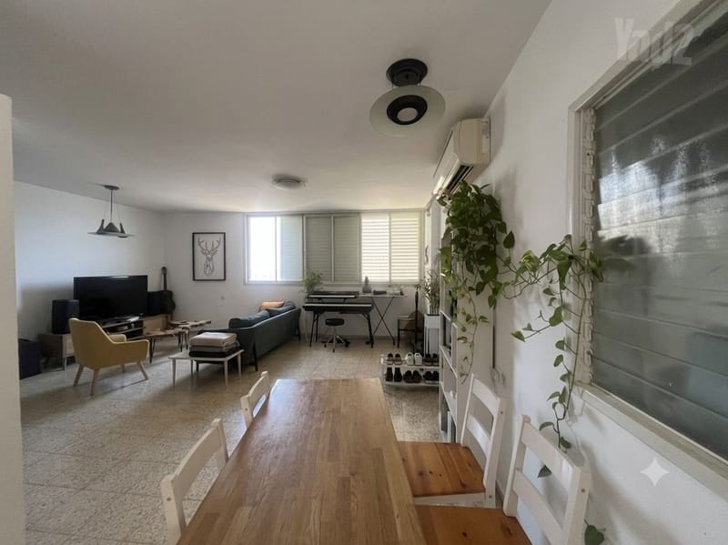 תמונה מיד2 – 4 חדרים • 2,750,000 ₪, יוספי 14, בן-גוריון, רמת גן (1)