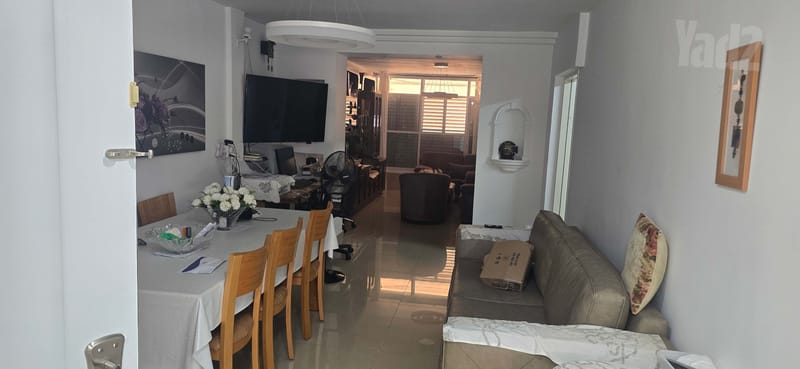 תמונה מיד2 – 3 חדרים • 4,000 ₪, גיורא יוספטל 4, יוספטל, רמלה (1)