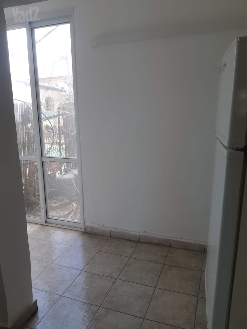 Photo from Yad2 – 2 Rooms • ₪5,000, הר סיני 30, Yad HaTisha, Herzliya (1)