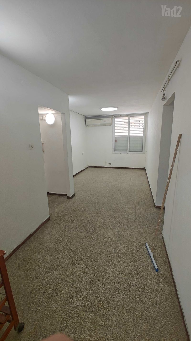 Photo from Yad2 – 3 Rooms • ₪4,900, רביבים 21, Yad HaTisha, Herzliya (1)