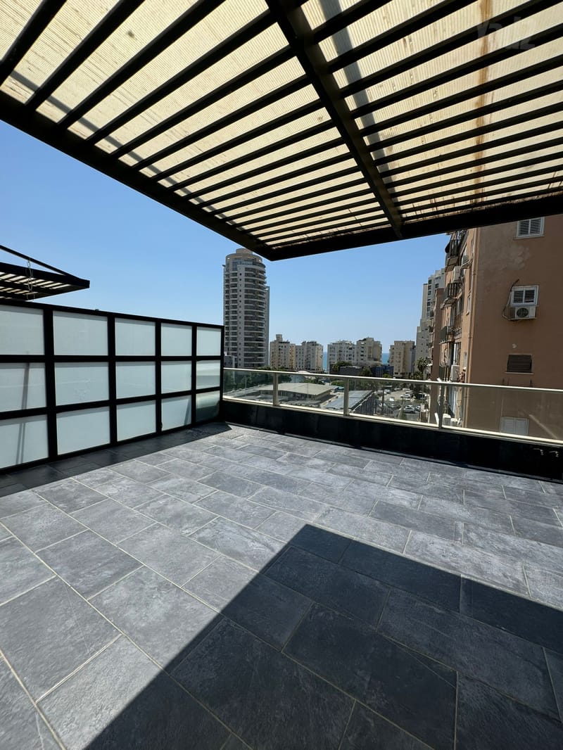 תמונה מיד2 – 3 חדרים • 7,990 ₪, הרב קוקיס 12, עצמאות - יוספטל, בת ים (1)
