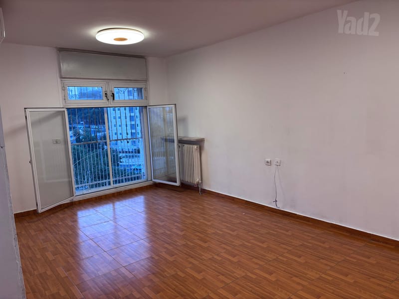 תמונה מיד2 – 3 חדרים • 4,700 ₪, פסח חברוני 118, קריית היובל, ירושלים (1)
