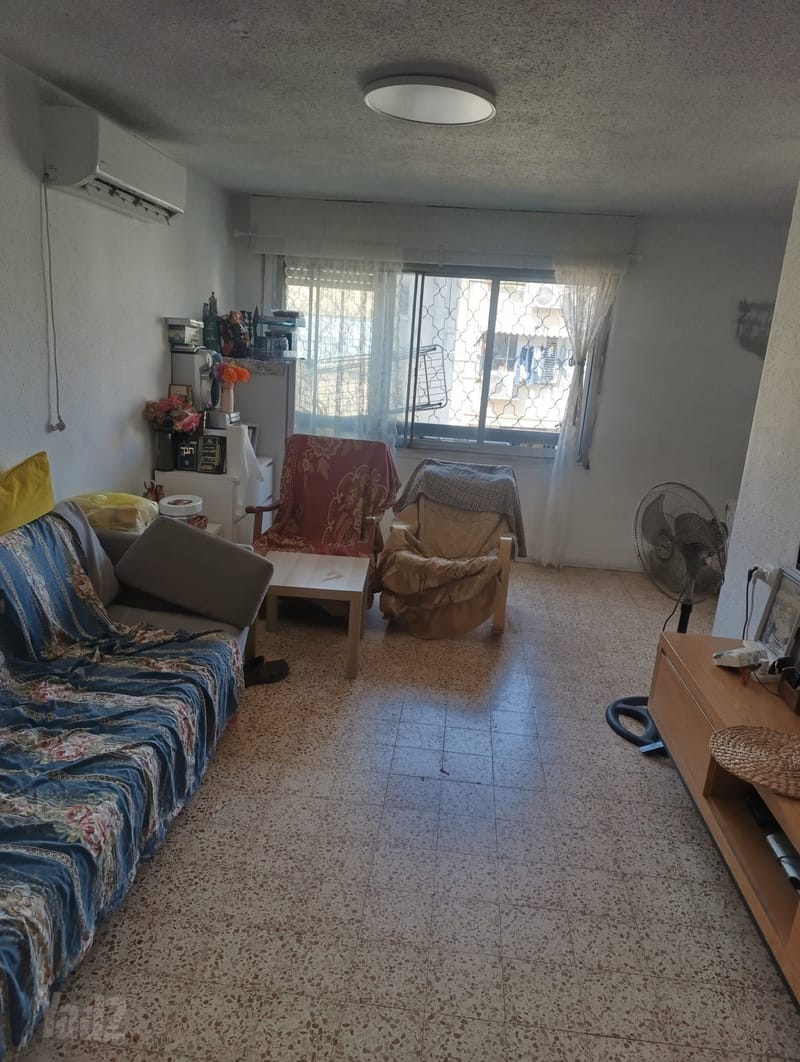 תמונה מיד2 – 3 חדרים • 5,200 ₪, החצב 16, קריית גיורא, אור יהודה (1)