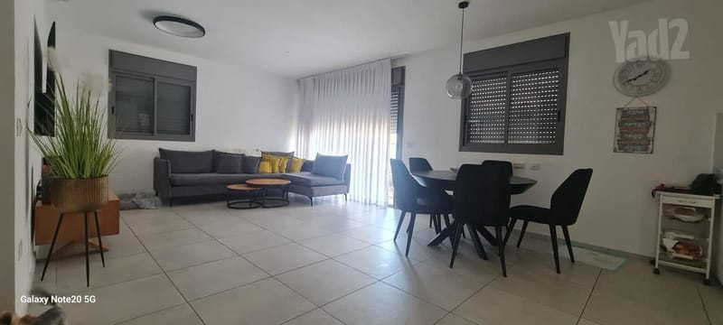 תמונה מיד2 – 6 חדרים • 8,800 ₪, הזוהר, מחנה יהודה, פתח תקווה (1)