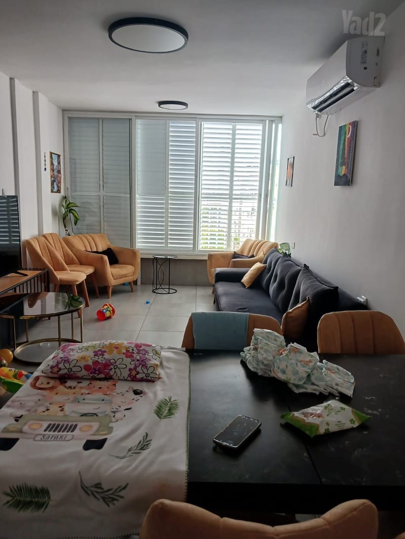 תמונה מיד2 – חדר וחצי • 3,600 ₪, החשמונאים, לב העיר, בת ים (1)