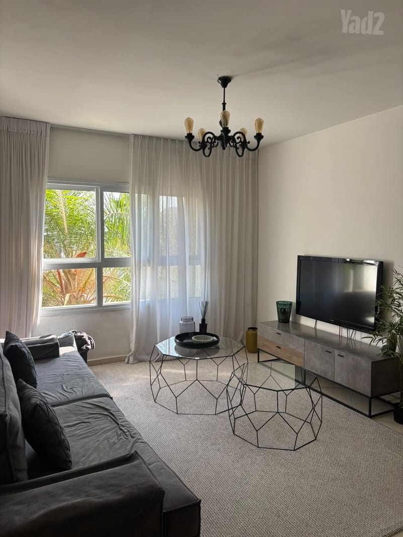 Photo from Yad2 – 4 Rooms • ₪6,800, יגאל אלון 3, Morasha, Ramat HaSharon (1)