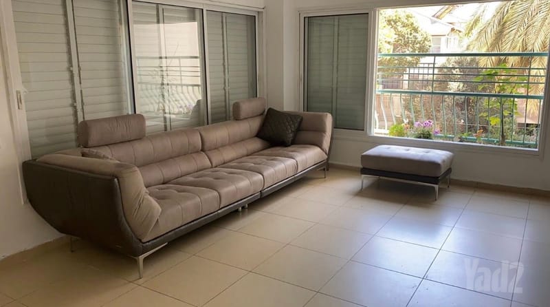 תמונה מיד2 – 4 חדרים • 9,000 ₪, סוקולוב 36, נחלת גנים, רמת גן (1)
