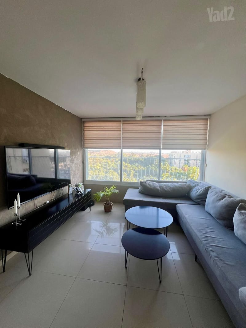 Photo from Yad2 – 3 Rooms • ₪6,200, רוטנשטרייך 18, Nir Aviv, Tel Aviv (1)