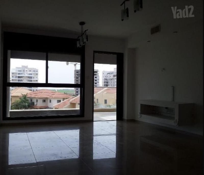 תמונה מיד2 – 4 חדרים • 5,100 ₪, ביכורי ענבים 55, רמת כרמים, אשקלון (1)