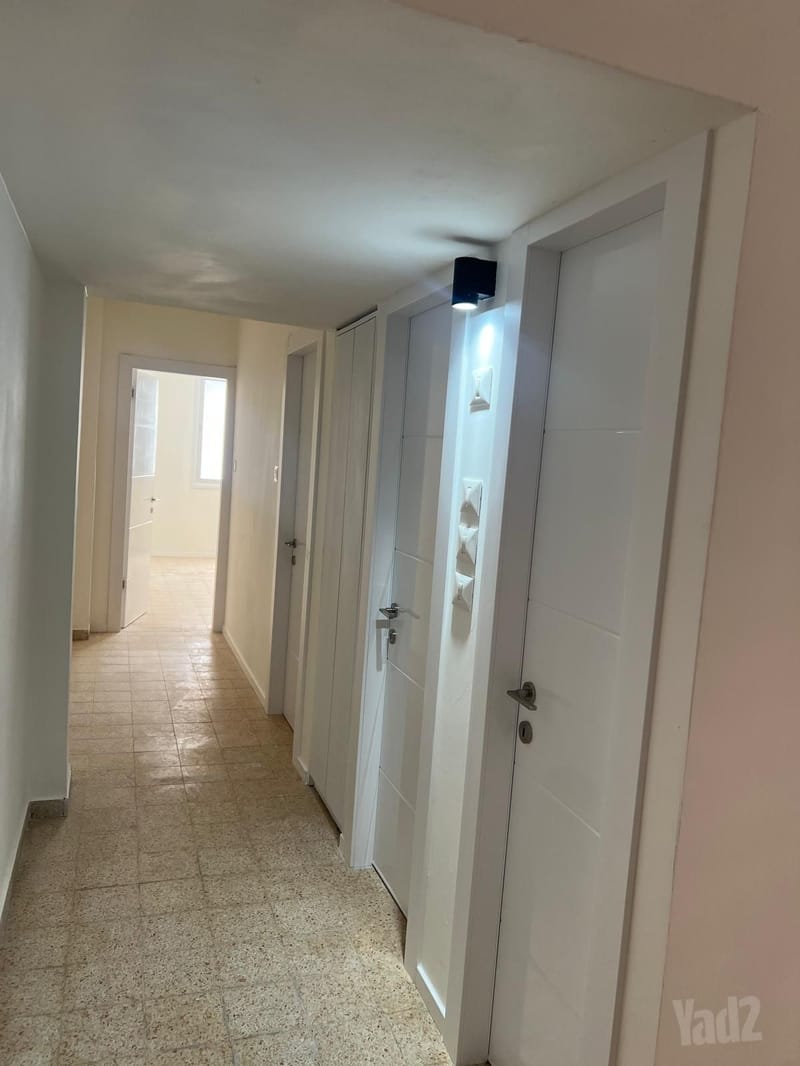 תמונה מיד2 – 3 חדרים • 7,500 ₪, גנסין 16, גבעת רמב"ם, גבעתיים (1)