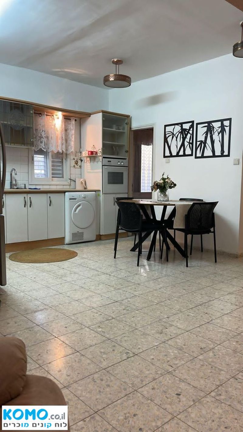 תמונה מקומו – 2.5 חדרים • 3,900 ₪, שד רוטשילד 10, קריית אליעזר, חיפה (1)