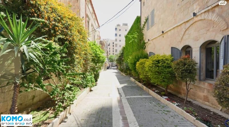 Photo from Komo – 2 Rooms • ₪4,500, עזרת ישראל 10, City Center, Jerusalem (1)