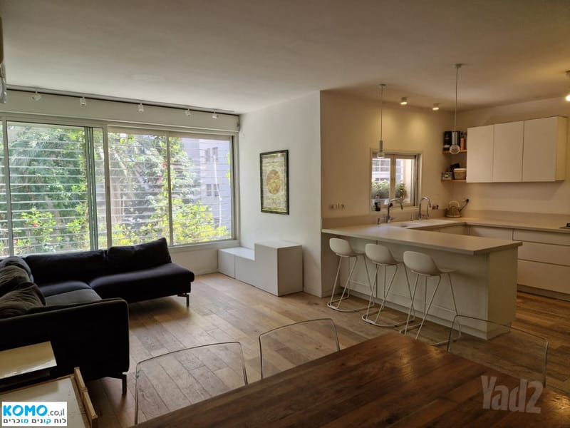 Photo from Komo – 4 Rooms • ₪7,200, הרב לוין 10, Ramat Amidar, Ramat Gan (1)