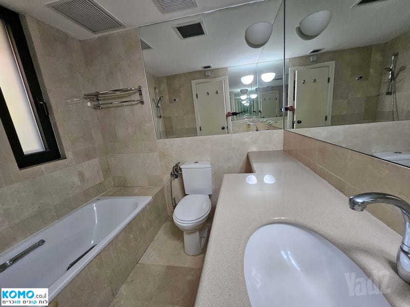 Photo from Komo – 3 Rooms • ₪13,000, כפר דוד, Mamilla, Jerusalem (1)
