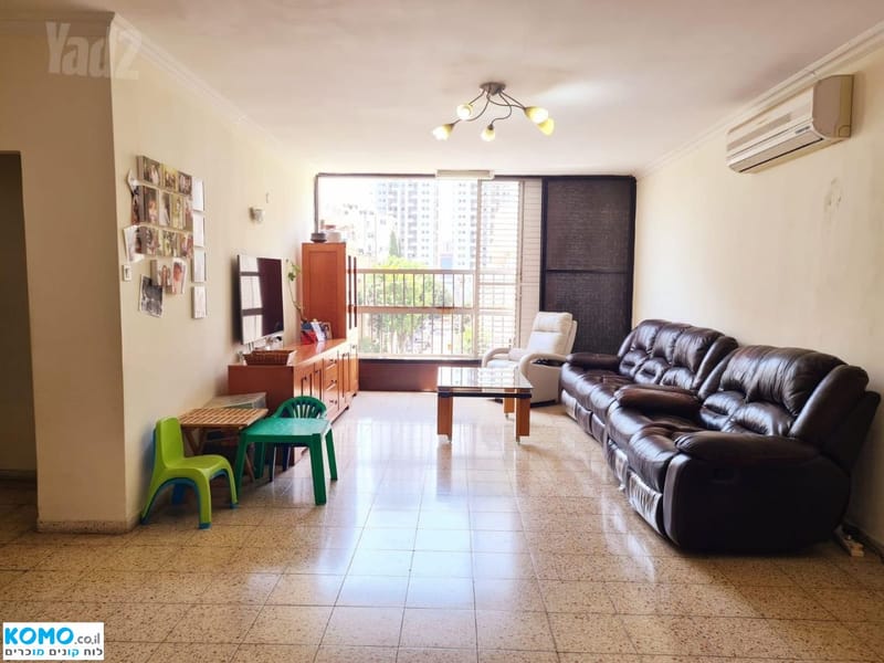 תמונה מקומו – 4 חדרים • 8,400 ₪, עמק ברכה 25, נחלת יצחק, תל אביב (1)