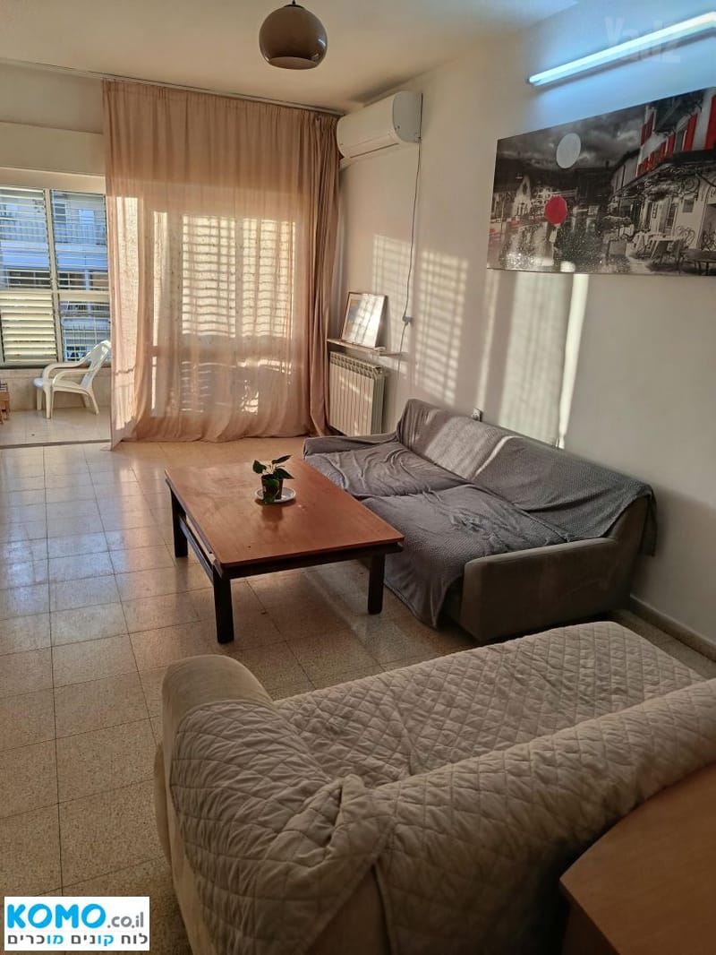 תמונה מקומו – 4 חדרים עם שותפים • 2,600 ₪, הארזים 23, בית הכרם, ירושלים (1)