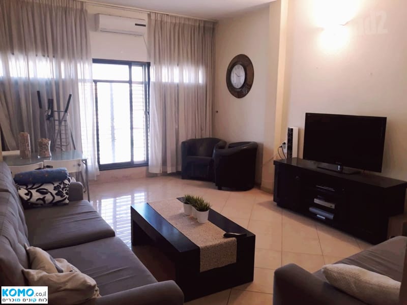 תמונה מקומו – 4 חדרים • 8,150 ₪, אלון יגאל 74, ביצרון ורמת ישראל, תל אביב (1)