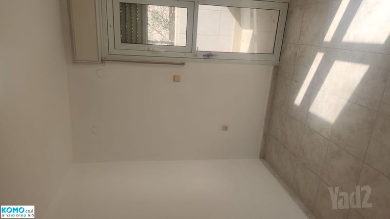 Photo from Komo – 4 Rooms • ₪11,000, סמדר 3, Beit HaKerem, Jerusalem (1)